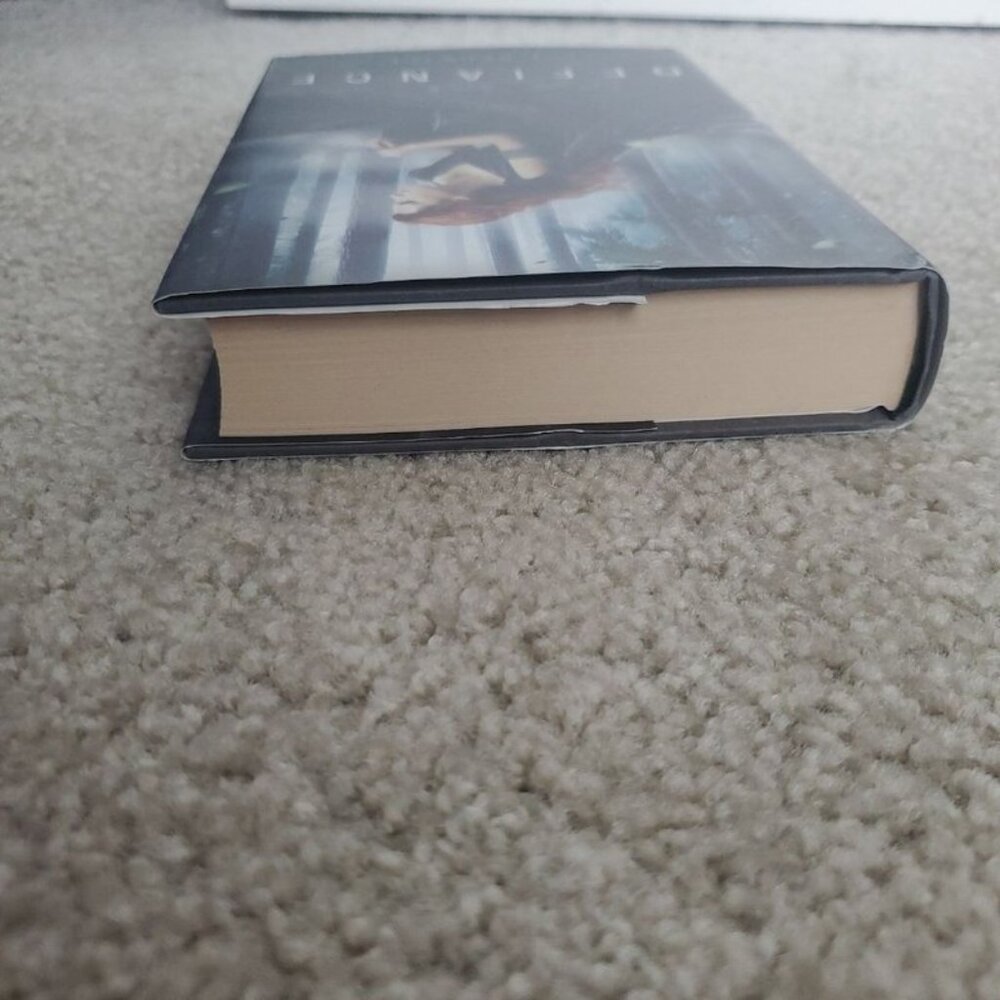 Book: Defiance - Picture 6 of 6